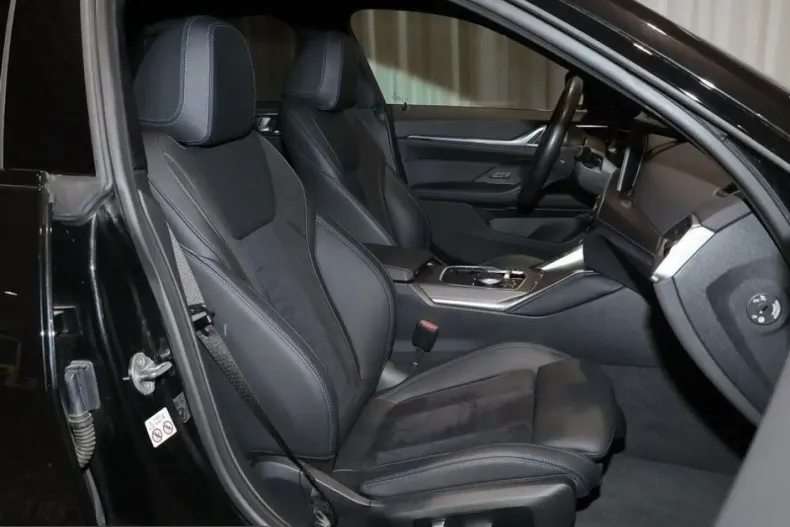 BMW i4 (Seria 4) din 2023 cu 41.847 km - oferta BMW200979 - foto 5