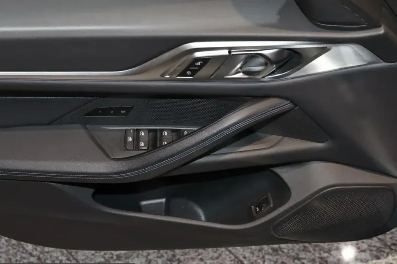 BMW i4 (Seria 4) din 2023 cu 41.847 km - oferta BMW200979 - foto 10