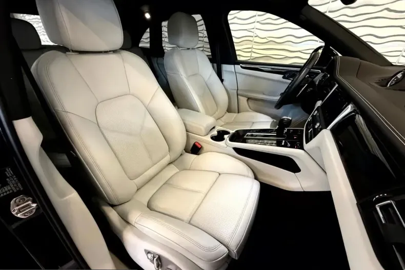 Porsche Macan din 2024 cu 17.900 km - oferta POR200983 - foto 17