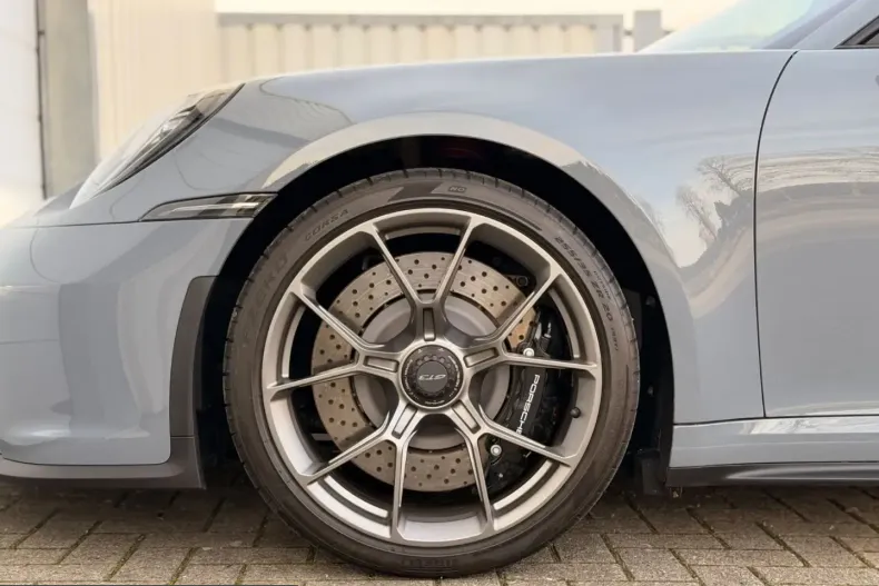 Porsche 992 din 2024 cu 1.900 km - oferta POR200985 - foto 9