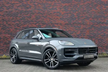 Porsche Cayenne din 2025 - oferta POR200986