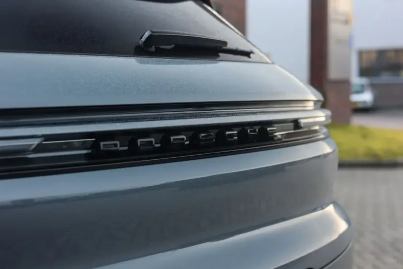 Porsche Cayenne din 2025 cu 15.541 km - oferta POR200986 - foto 9