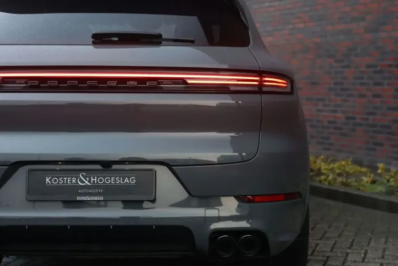 Porsche Cayenne din 2025 cu 15.541 km - oferta POR200986 - foto 17