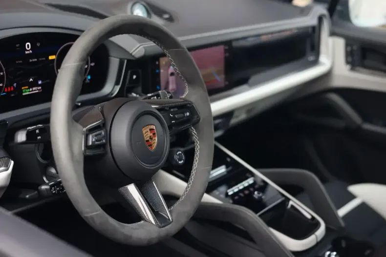 Porsche Cayenne din 2025 cu 15.541 km - oferta POR200986 - foto 32