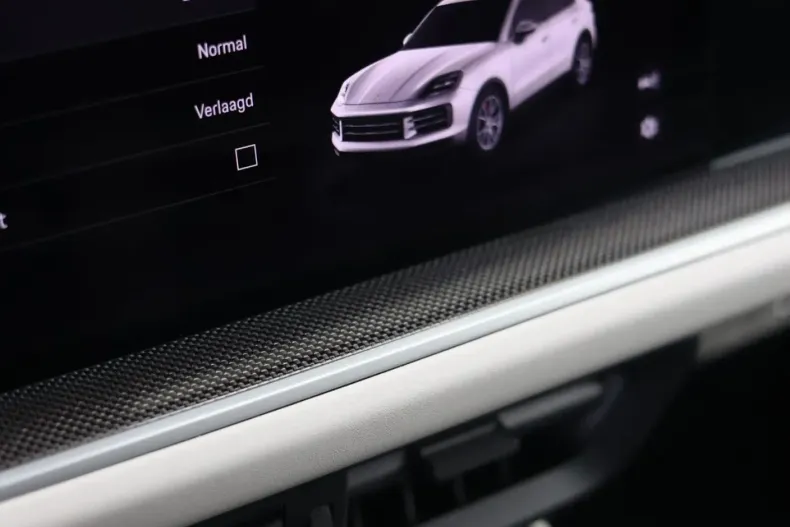 Porsche Cayenne din 2025 cu 15.541 km - oferta POR200986 - foto 40