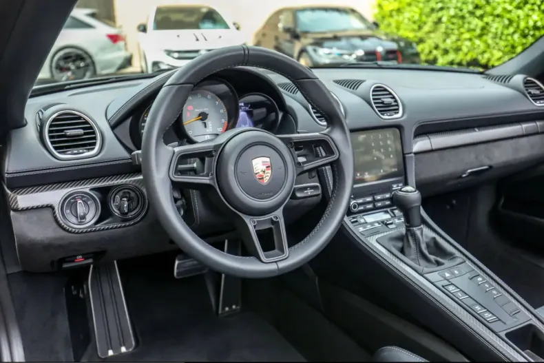 Porsche Boxster din 2024 cu 9.780 km - oferta POR200989 - foto 9