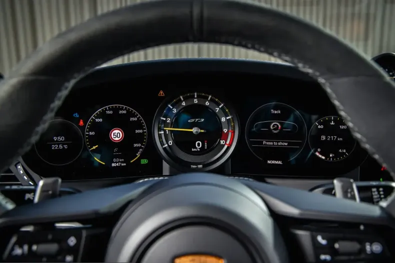 Porsche 992 din 2024 cu 8.100 km - oferta POR201007 - foto 17