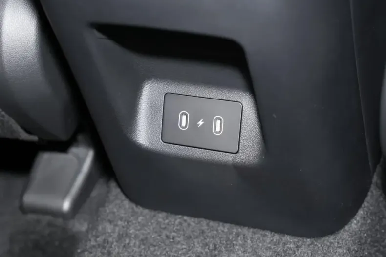 Hyundai Tucson din 2025 cu 10 km - oferta HYU201012 - foto 13