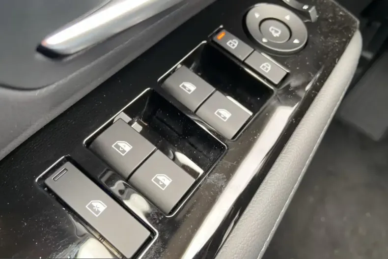 Hyundai Tucson din 2025 cu 6.150 km - oferta HYU201013 - foto 16