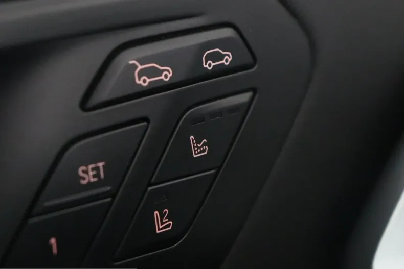 BMW X6 M60 (Seria X) din 2024 cu 32.072 km - oferta BMW201014 - foto 18