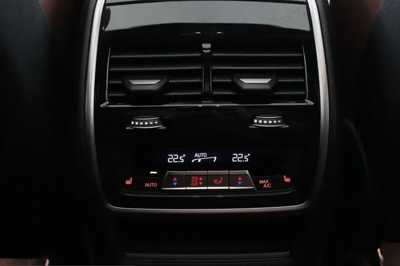 BMW X6 M60 (Seria X) din 2024 cu 32.072 km - oferta BMW201014 - foto 27