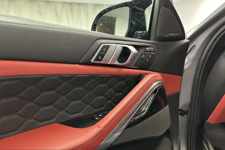 BMW X6 M (Seria X) din 2023 cu 50.000 km - oferta BMW201015 - foto 39