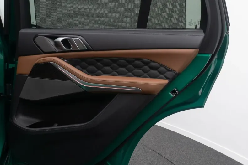 BMW X5 M (Seria X) din 2025 cu 6.987 km - oferta BMW201022 - foto 32