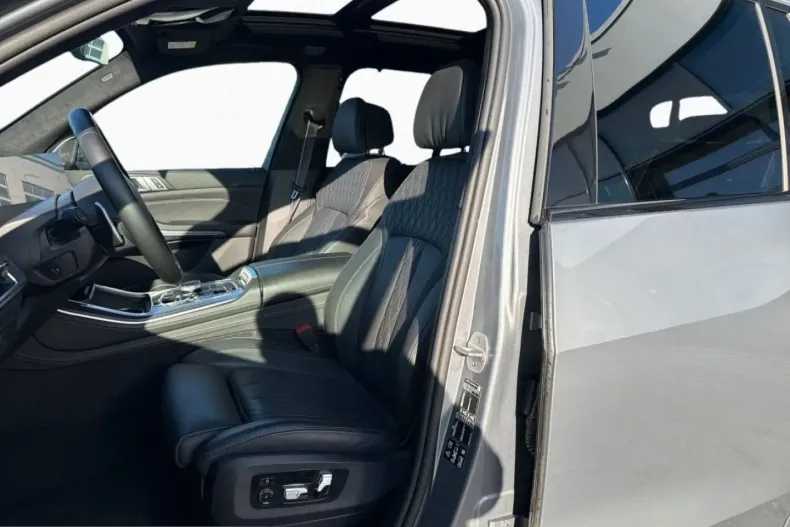 BMW X5 M60 (Seria X) din 2024 cu 38.425 km - oferta BMW201026 - foto 10