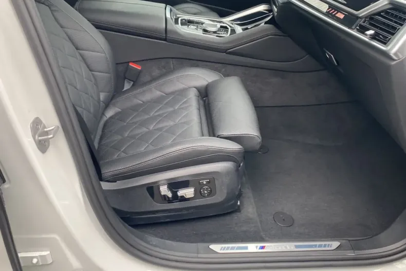 BMW X6 M60 (Seria X) din 2024 cu 24.600 km - oferta BMW201030 - foto 6