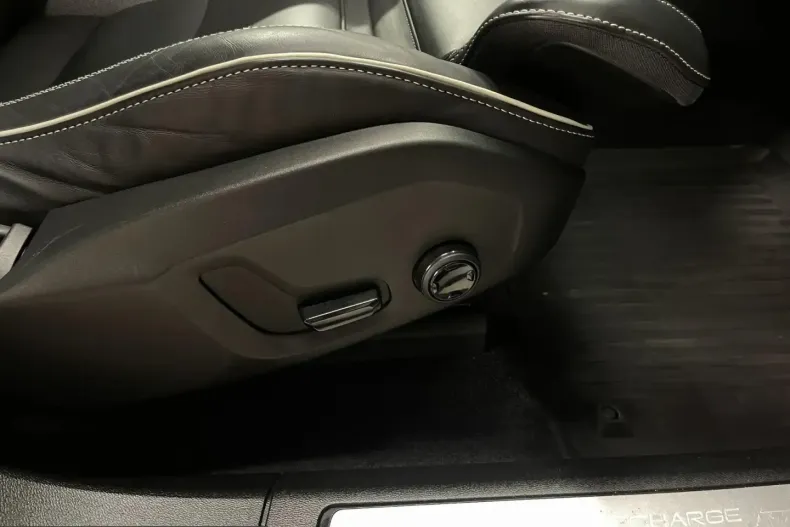 Volvo XC60 din 2021 cu 81.450 km - oferta VOL201033 - foto 22