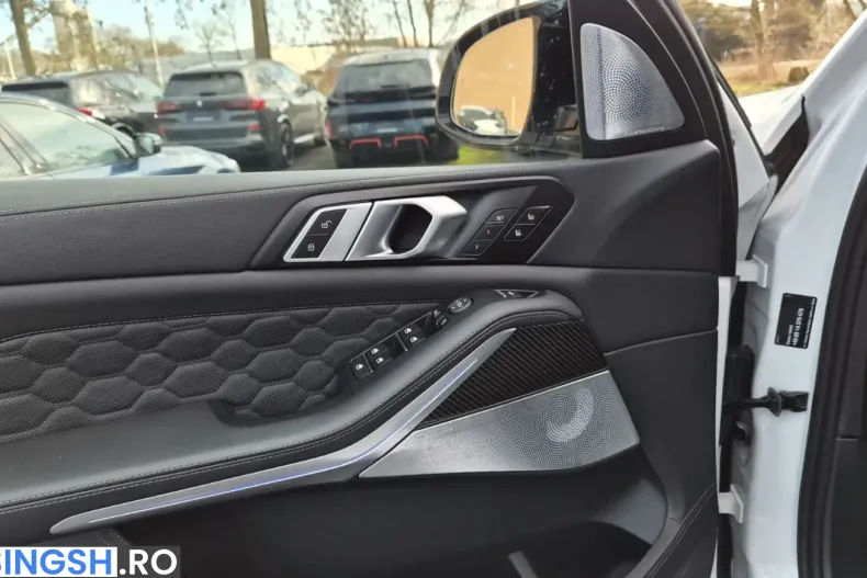 BMW X5 M (Seria X) din 2025 cu 14.990 km - oferta BMW201036 - foto 41