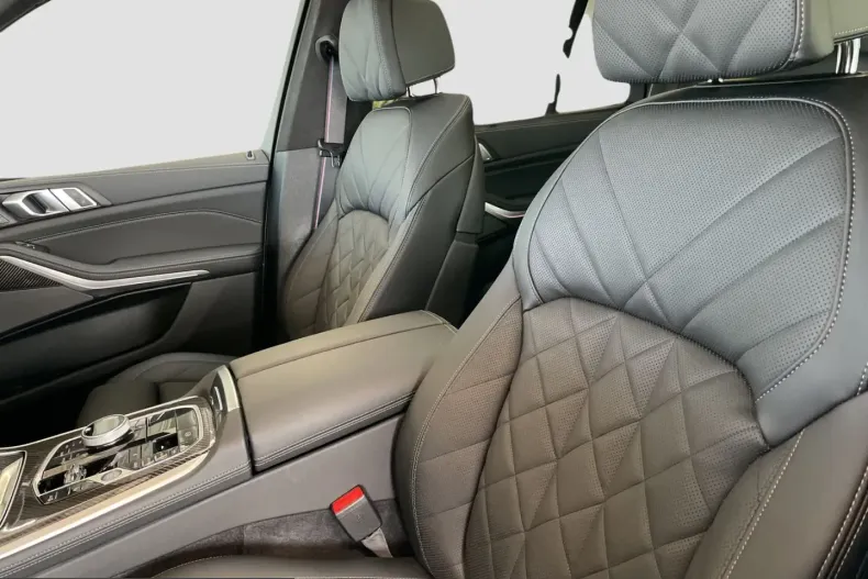 BMW X5 M60 (Seria X) din 2024 cu 28.757 km - oferta BMW201038 - foto 8