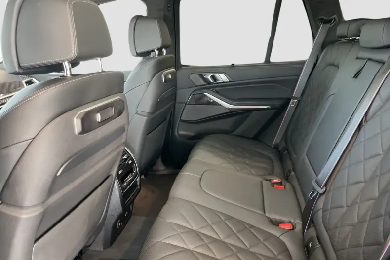 BMW X5 M60 (Seria X) din 2024 cu 28.757 km - oferta BMW201038 - foto 10