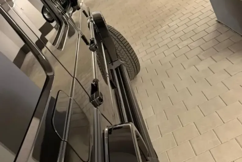 Mercedes-Benz G 63 AMG (Clasa G) din 2025 cu 14.500 km - oferta MER201054 - foto 9