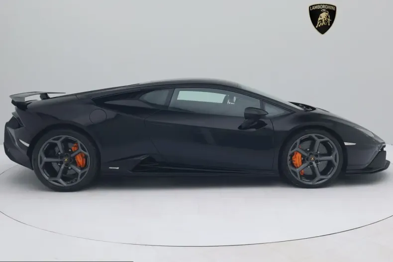 Lamborghini Huracán din 2025 cu 4.200 km - oferta LAM201058 - foto 2