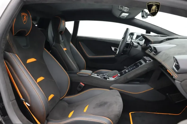 Lamborghini Huracán din 2025 cu 4.200 km - oferta LAM201058 - foto 6