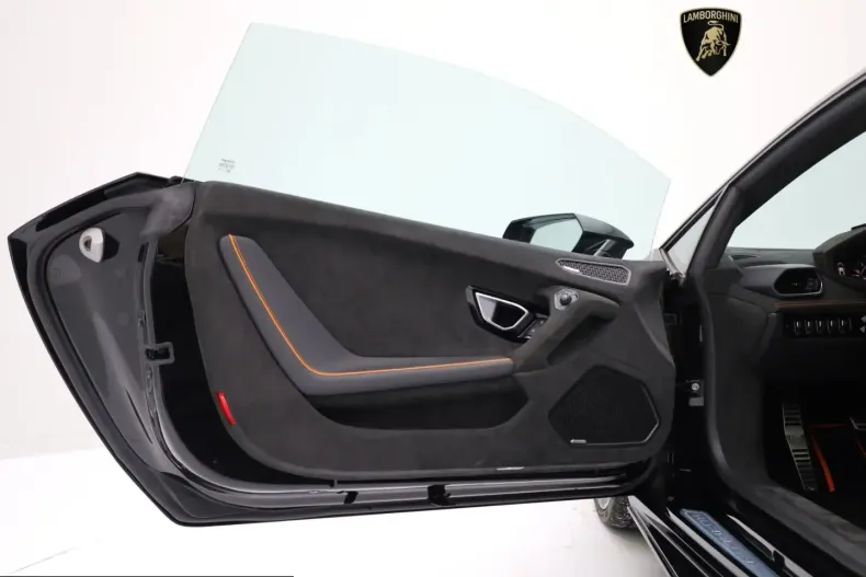 Lamborghini Huracán din 2025 cu 4.200 km - oferta LAM201058 - foto 16