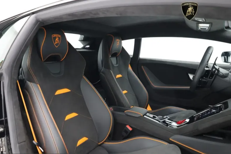 Lamborghini Huracán din 2025 cu 4.200 km - oferta LAM201058 - foto 17