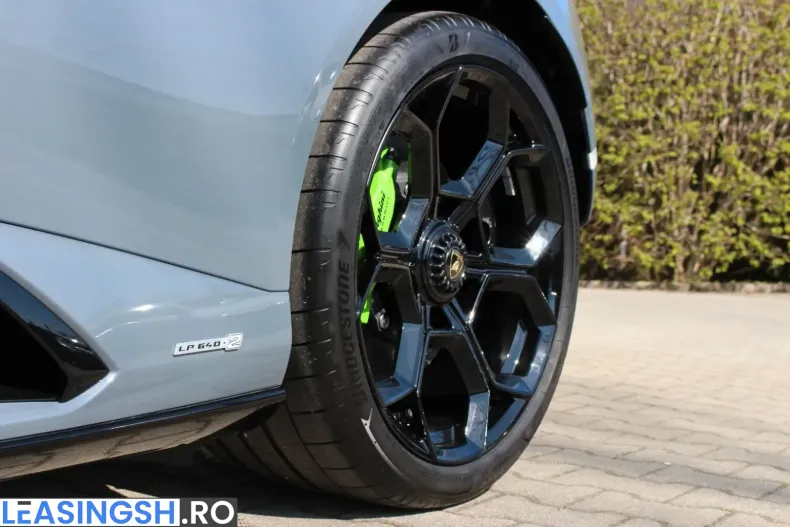 Lamborghini Huracán din 2025 cu 3.980 km - oferta LAM201060 - foto 26