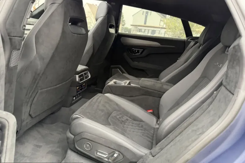 Lamborghini Urus din 2025 cu 3.800 km - oferta LAM201062 - foto 6