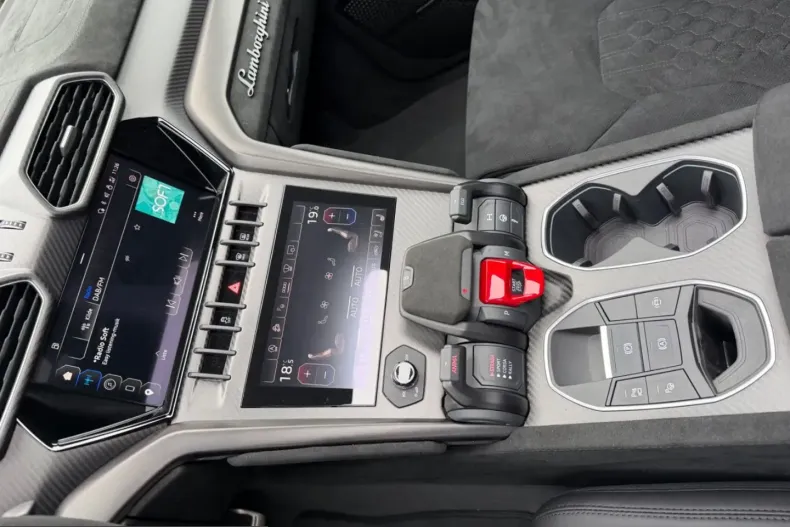 Lamborghini Urus din 2025 cu 3.800 km - oferta LAM201062 - foto 8