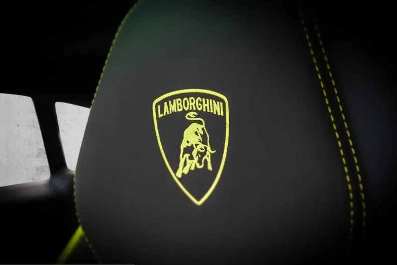 Lamborghini Urus din 2024 cu 8.100 km - oferta LAM201065 - foto 26