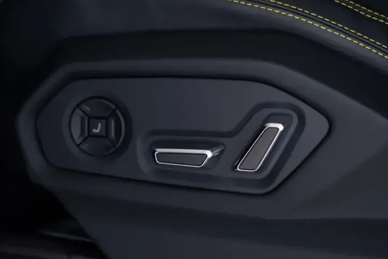 Lamborghini Urus din 2024 cu 18.500 km - oferta LAM201066 - foto 40