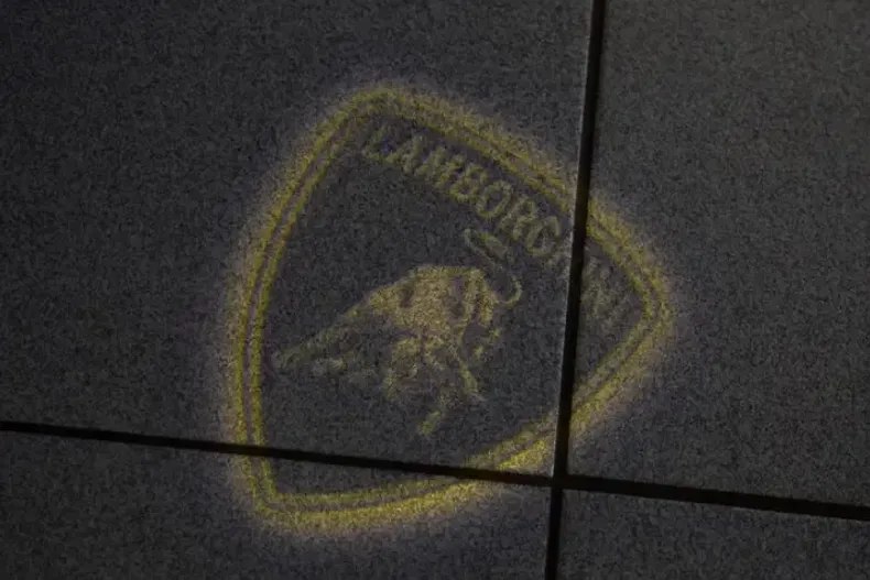 Lamborghini Urus din 2024 cu 18.500 km - oferta LAM201066 - foto 45