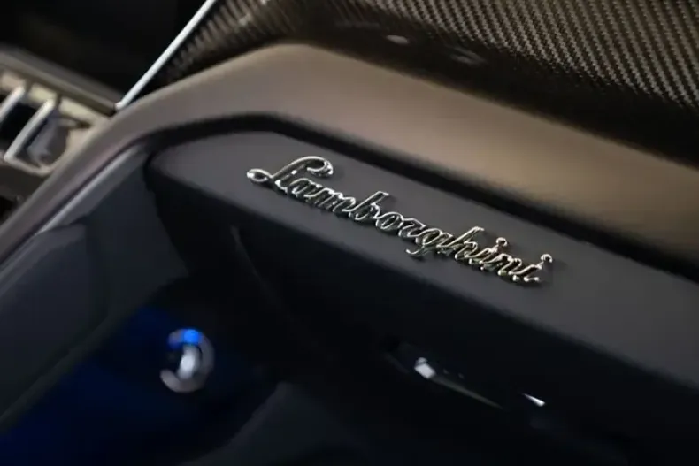 Lamborghini Urus din 2024 cu 18.500 km - oferta LAM201066 - foto 46