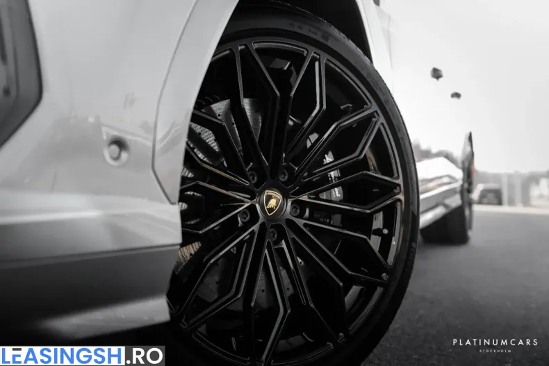 Lamborghini Urus din 2025 cu 4.000 km - oferta LAM201068 - foto 10