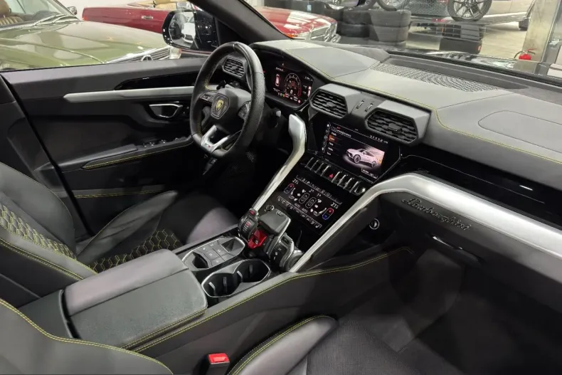 Lamborghini Urus din 2024 cu 52.400 km - oferta LAM201069 - foto 23