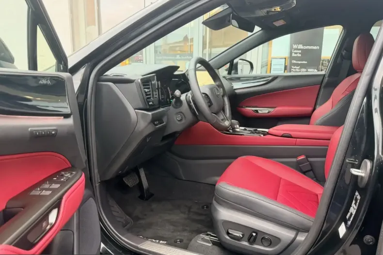 Lexus NX 350h din 2025 cu 1.654 km - oferta LEX201071 - foto 5