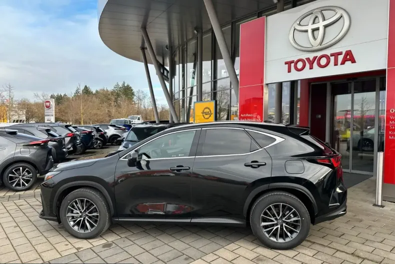Lexus NX 350h din 2025 cu 2.990 km - oferta LEX201073 - foto 2
