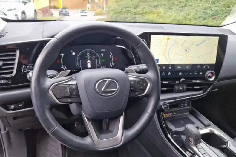 Lexus NX 450h din 2024 cu 11.312 km - oferta LEX201075 - foto 10