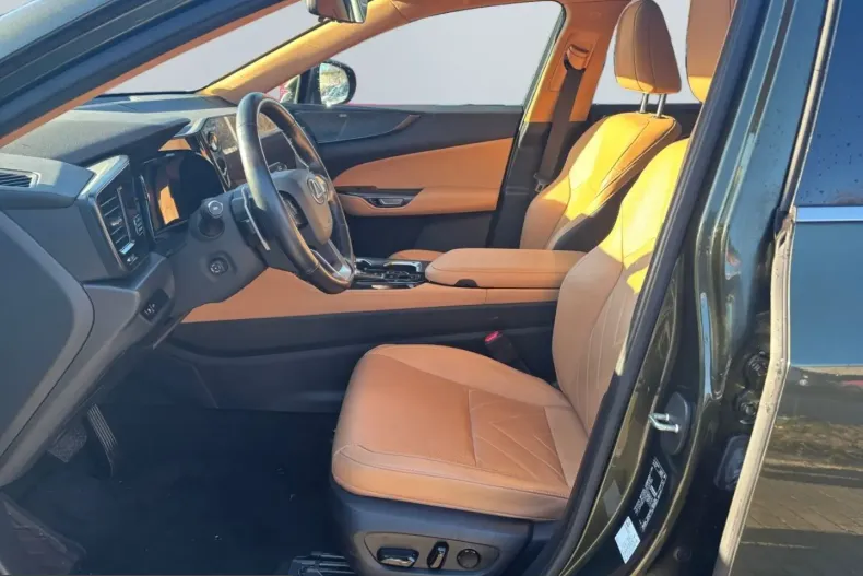 Lexus NX 350h din 2024 cu 9.618 km - oferta LEX201076 - foto 9