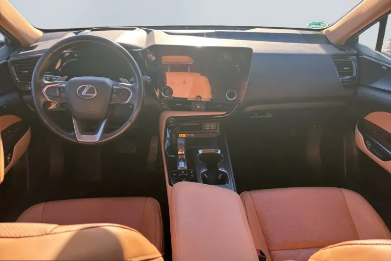 Lexus NX 350h din 2024 cu 9.618 km - oferta LEX201076 - foto 12