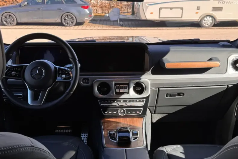 Mercedes-Benz G 400 (Clasa G) din 2024 cu 29.200 km - oferta MER201077 - foto 12