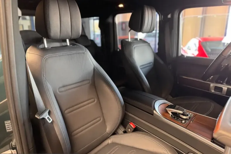 Mercedes-Benz G 400 (Clasa G) din 2024 cu 29.200 km - oferta MER201077 - foto 18