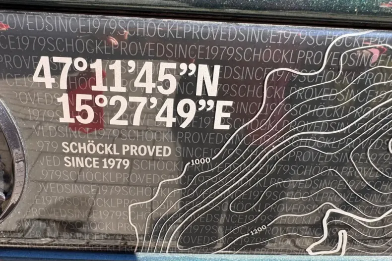 Mercedes-Benz G 400 (Clasa G) din 2024 cu 29.200 km - oferta MER201077 - foto 27