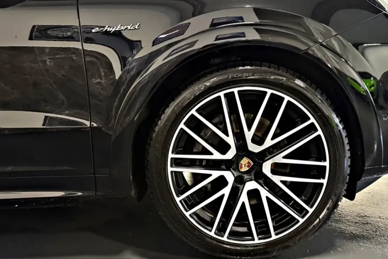 Porsche Cayenne din 2025 cu 22.000 km - oferta POR201079 - foto 8