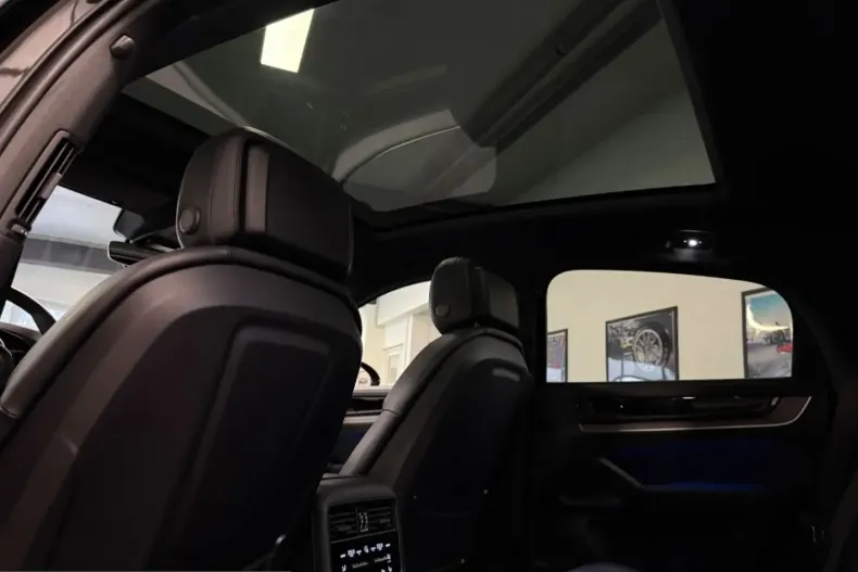 Porsche Cayenne din 2025 cu 22.000 km - oferta POR201079 - foto 23