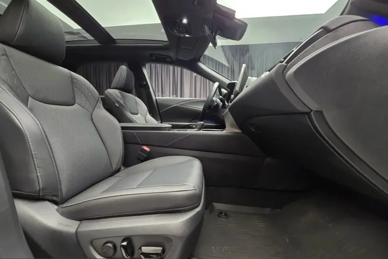 Lexus RX 450 din 2024 cu 23.828 km - oferta LEX201084 - foto 23