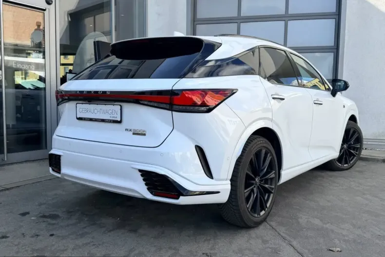 Lexus RX 500 din 2024 cu 32.898 km - oferta LEX201086 - foto 2