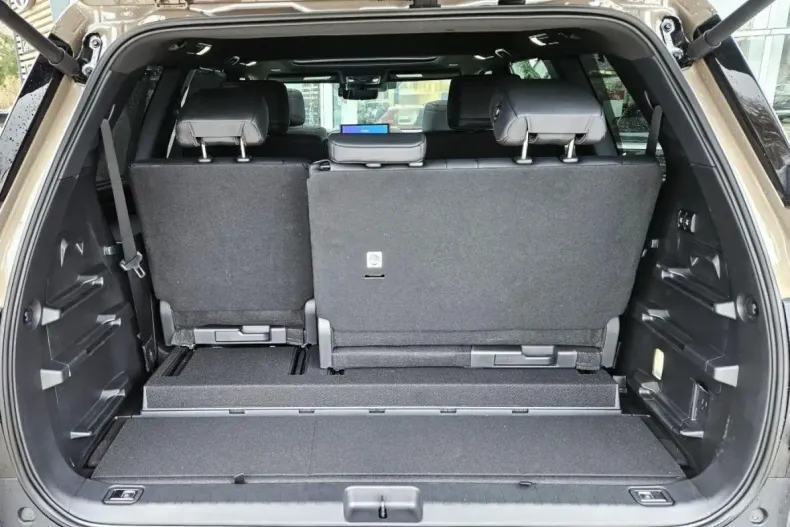 Toyota Sequoia din 2025 cu 75 km - oferta TOY201089 - foto 7